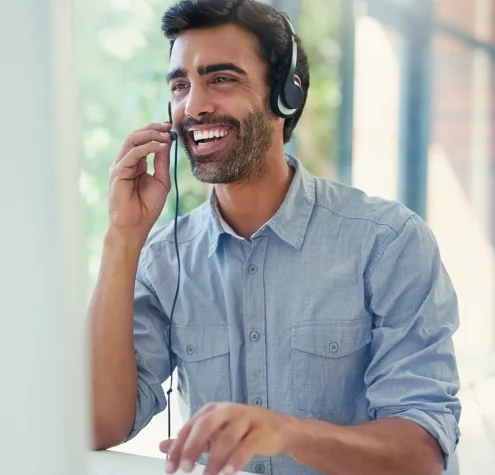 Hes,Ready,To,Assist.,Cropped,Shot,Of,A,Call,Centre